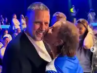 Емилия шокира с целувка на Жорж Башур в образа на Гацо Бацов!