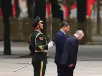 Шокираща среща: Путин и Си Цзинпин в Пекин!