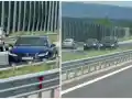 Шок! Кола с надпис "ковано желязо" в насрещното на "Тракия"