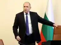 Скандал! Радев и Тръмп в тайни преговори за визите!