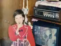 Виолина Доцева, която ще изиграе Лили Иванова: Свирех на улицата, за да имам пари за храна