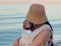 Ая заведе бебето на море