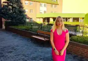 Емили Тротинетката: Щастлива съм като лесбийка без пишчица, започнах работа в супермаркет