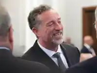 Иво Христов има две жени, без това да пречи на брака му