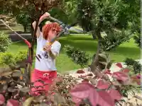 Люси Дяковска шокира с японска градина в Плевен!