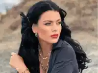 Скандалът на Ралица Паскалева: Разплакана от гордост на абитуриент!