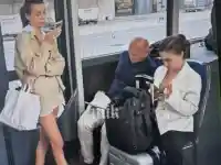 Росен Катамарана мина на брюнетки