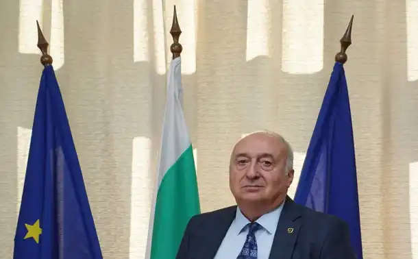 Скандалният митничар Пингвина в листите на „Прогресивна България“ 