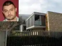 Скандал! Бареков използва майка си и жена си за перачки на мръсни пари