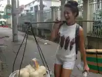 АД В ТАЙЛАНД! Керана живяла в стая без прозорци, без телефон и пари!