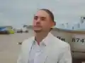 Шок! Чефо на ръба заради упорит кокоши трън!