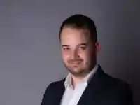 Човек на Пепи Еврото се намърда в управата на НДК