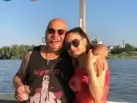 Фънки в шок! Дъщеря му взриви мрежата с гореща снимка!