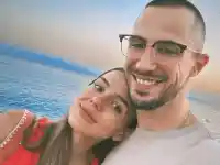 Скандал! Годеницата на Наум Шопов с часовник за 25 бона!