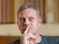Шок: Юлиан Вергов с две счупени ръце на сцената!