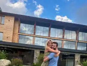 Георги Блажев шокира с подарък кола на жена си!