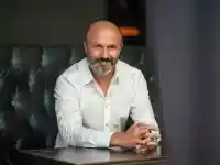 Изненадващо завръщане на Жоро Тошев в медийната игра!