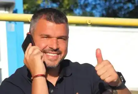 Шок! Валери Божинов заряза котетата заради любовта!