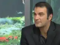 Пощальонът Пейо  се сродява с  кардиолог