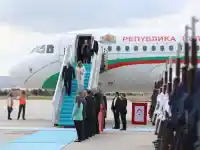 Румен Радев бе посрещнат с почести на летището в Анкара (снимки)
