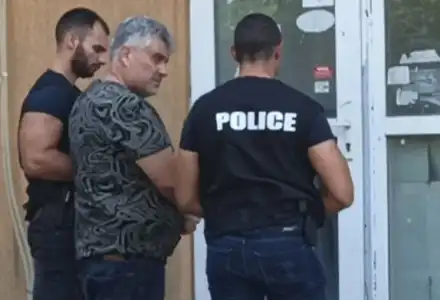 Серийният убиец милионер Станимир Рагевски подготвял бягството си от затвора