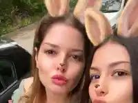 Шокираща любов: Дъщерята на Сърчаджиева с гаджето на плажа!
