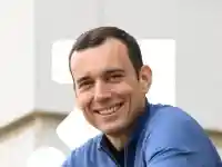 Шок! Дъщерите на кмета Терзиев плащат 300 евро на вечер за лукс!