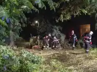 Опустошителна буря в Пловдив: 50 автомобила пострадаха!