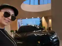 Скандал: Софи Маринова купи Ламборгини за сина си и вбеси мрежата!