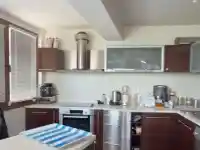 Юлиан Костов и шокиращата цена на имота си: Половин милион за спалнята му!