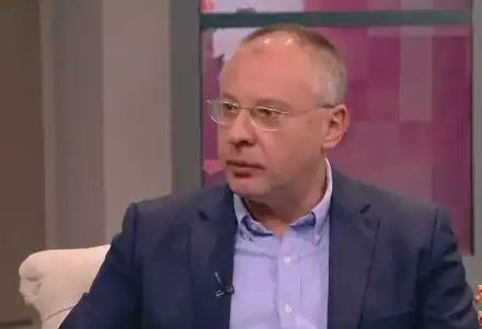 Шокираща тайна: Бивша любовница на Станишев командва Здравното министерство!