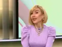 Енджи Касабие се тъпче с шепа хапчета и си бие пептиди ежедневно