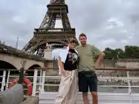 Камелия шокира с любовна идилия в Париж!
