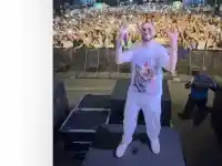 Криско падна на сцената в Бургас! Публиката в ПАНИКА