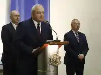 МВР пробито от новия Пепи Еврото: Емо Долара бутан нагоре от Сотир Цацаров, има ли тарифа за назначаване и уволняване? (ЗАПОВЕД)
