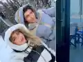 Петър Дочев и Фейгин с един и същ любовен кадър от гръцки курорт