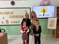 Децата на кои родни звезди прекрачиха училищния праг за пръв път тази година