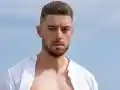 Ергенът Владо показа огромния си сом, мацките са във възторг (СНИМКИ)