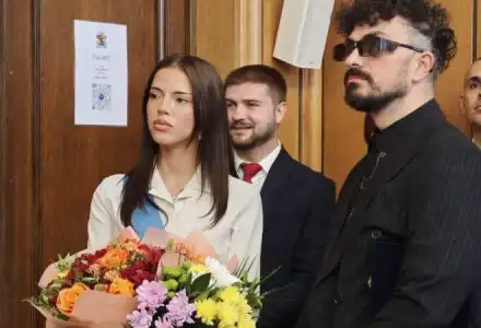 Евгени Минчев гръмко към Дара: Веднага върни отличието! Не си дорасла за него! (още подробности)