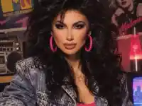 Венцислава Тафкова шокира с ретро визия от 80-те!