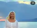 Шок! Мария Игнатова храни гущерчета на плажа!