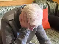 Скандал с 101-годишен дядо и агресивен внук шокира България!