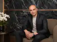 Основателят на клиники Derma-Act д-р Константинос Пагидас с ЕКСКЛУЗИВНО интервю за глобалното лайфстайл списание Rentless Magazine:  НАШАТА ФИЛОСОФИЯ Е ДА СЪХРАНЯВАМЕ ИДЕНТИЧНОСТТА С ЕЛЕГАНТНОСТ И ХАРМОНИЯ