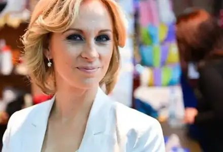 Шокираща тайна на Нана Гладуиш: Защо каза „Обичам те“ чак на 30?