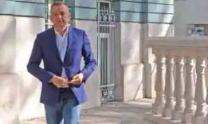 Скандал! Иван Портних на съд за фекалния разлив във Варна!