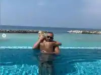 Яна Димитрова и Петко шокираха с почивката на българското море!