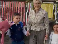 Шокиращи емоции на първия учебен ден: Райкова и Гущерова заедно!