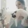 Скандал: Актрисата Стефани Ивайло превърна дома си в зоопарк!