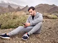 Как да носим мъжки анцузи, без да изглеждаме небрежно?
