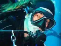 На 98 метра се гмурна Алекс Раева